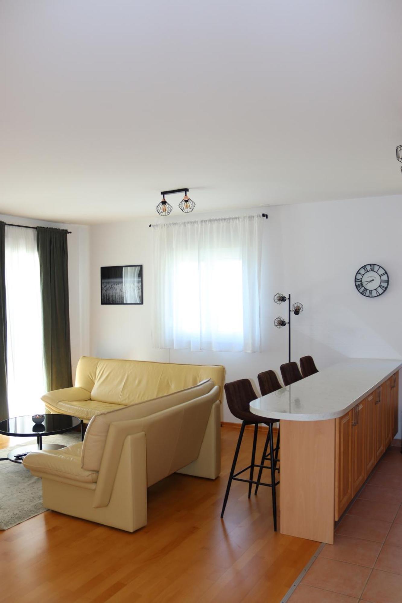 Aurora Luxury Apartment 特罗吉尔 外观 照片